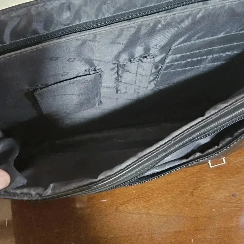 Alpine Swiss Computer Travel Bag with shoulder strap EUC